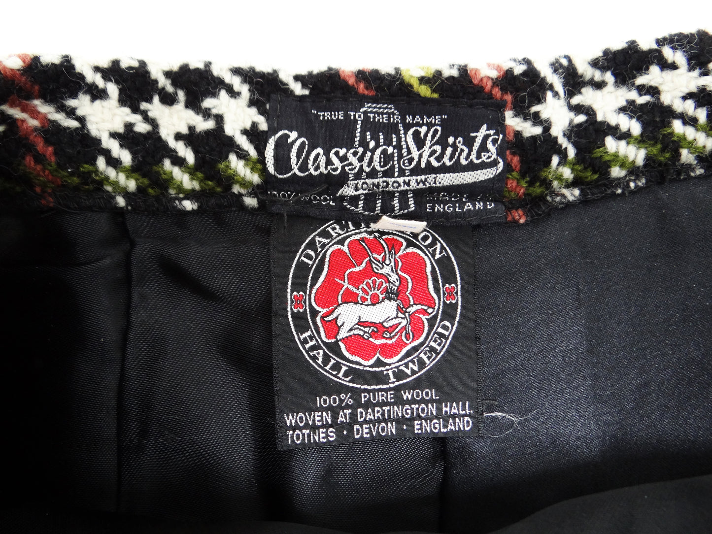 Vintage Tweed Skirt with Heart-Shaped pocket, UK10