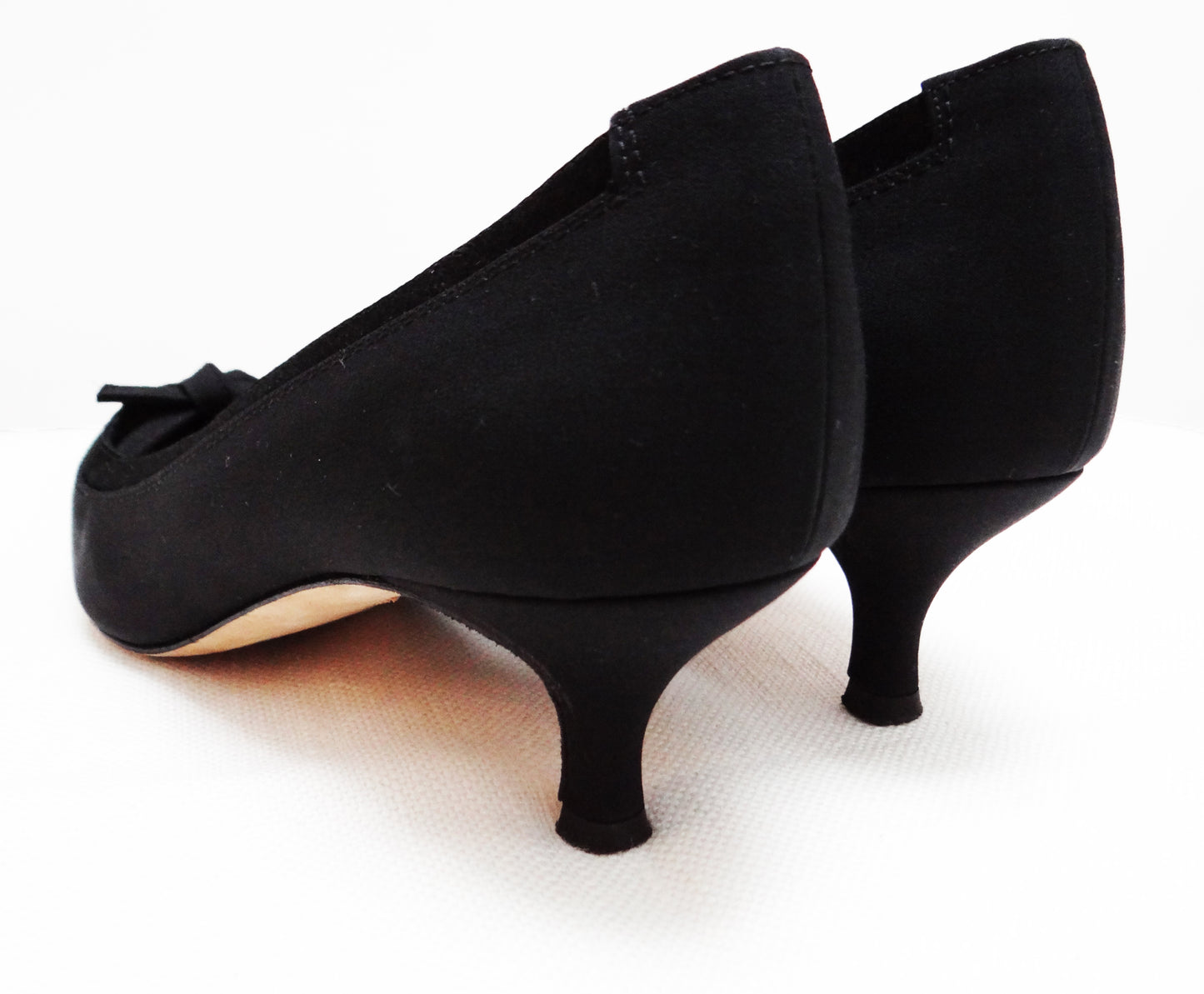 Manolo Blahnik Black Satin Evening Shoes UK3