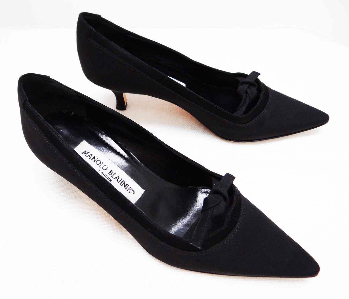 Manolo Blahnik Black Satin Evening Shoes UK3