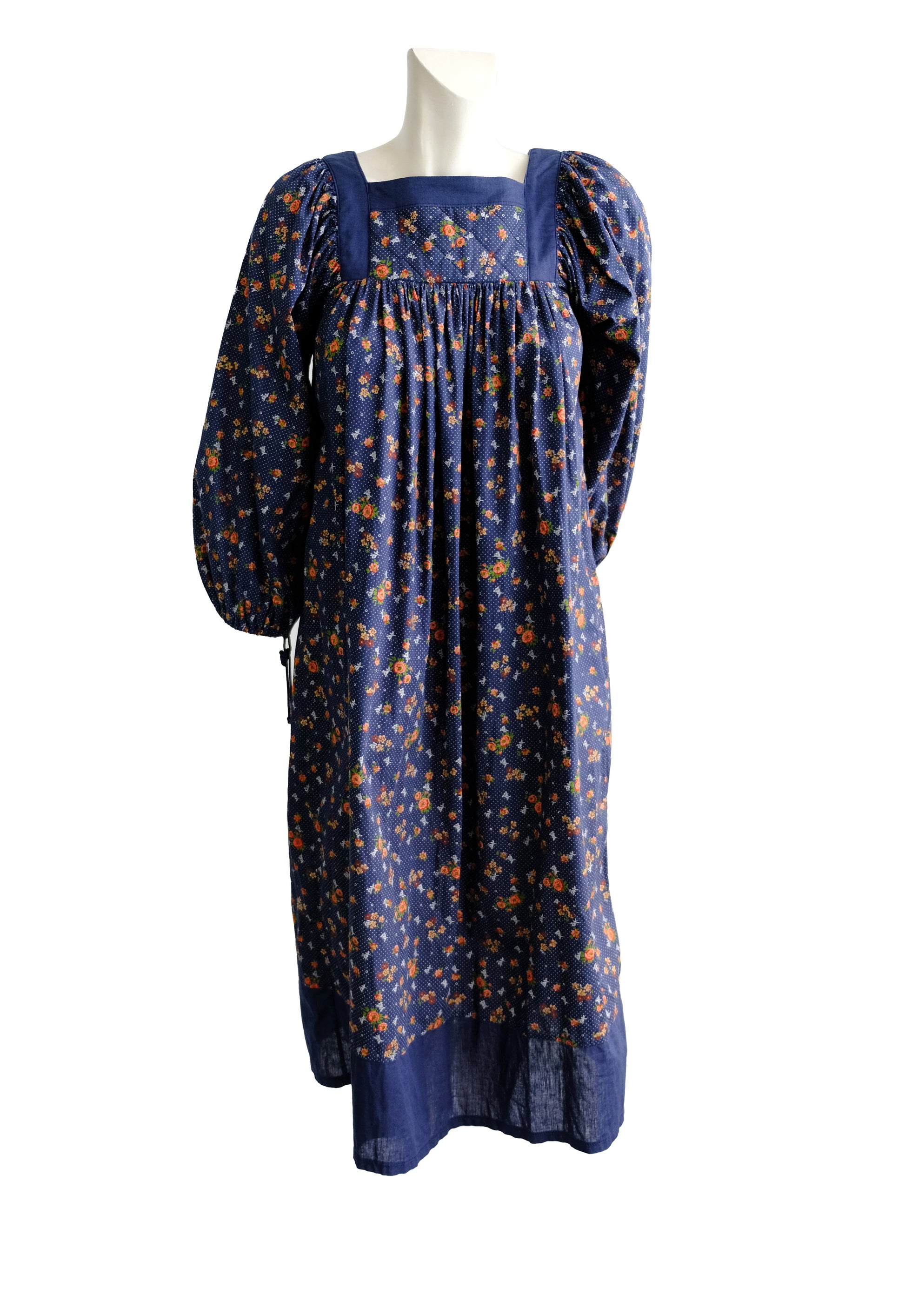 1970s Vintage Navy Floral Smock Dress, Made in Wales, UK10