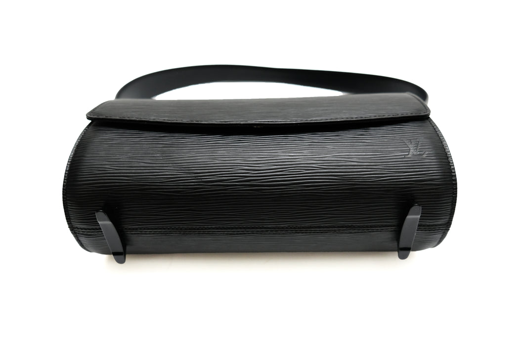 Louis Vuitton Vintage Nocturne Handbag in Black Epi Leather