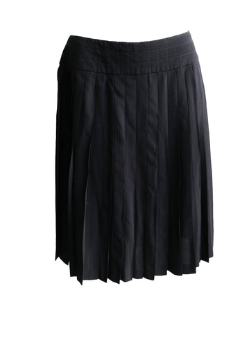 Chanel Pleated Skirt in Black Silk, UK14-16