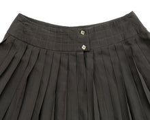 Chanel Pleated Skirt in Black Silk, UK14-16