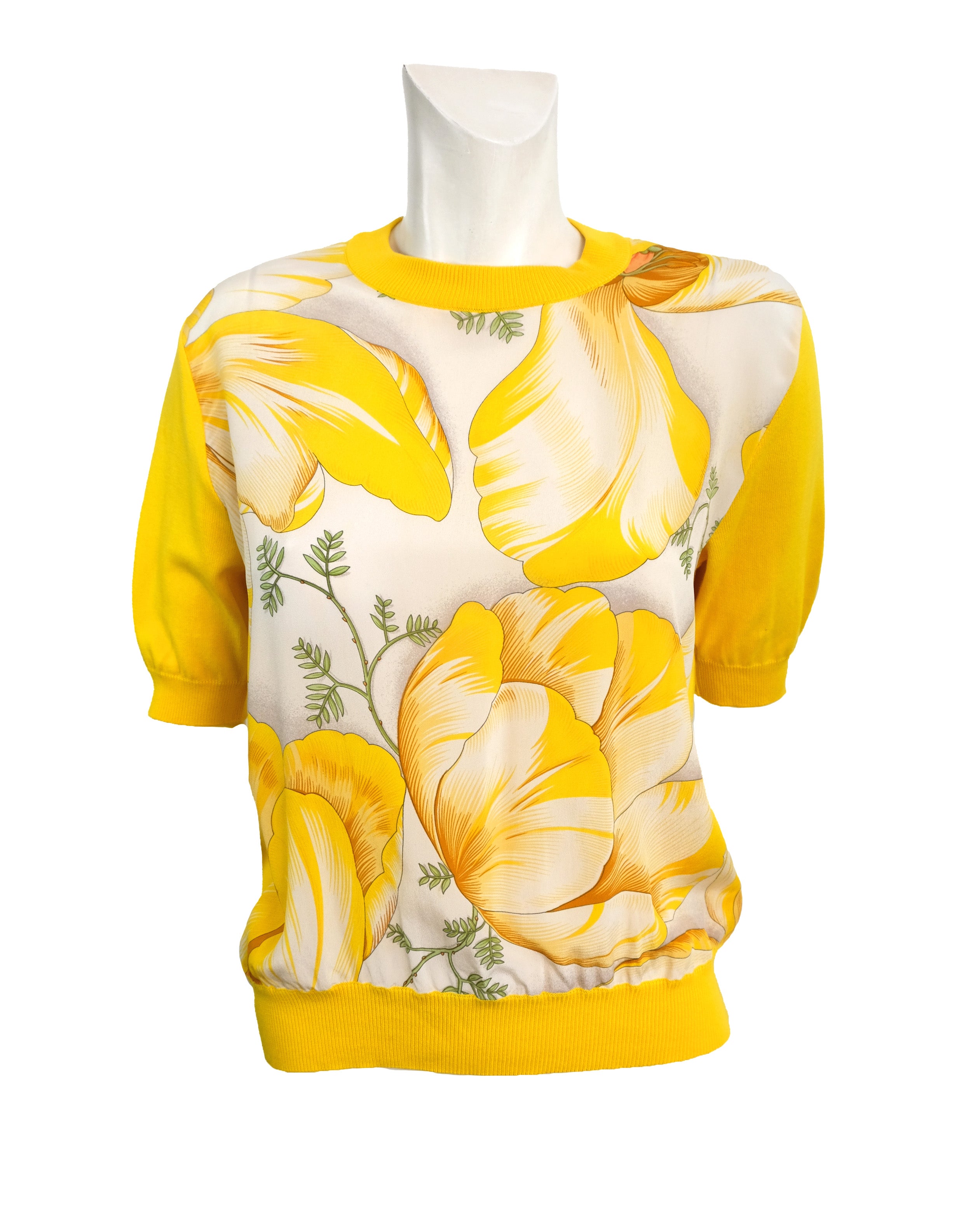 Salvatore deals Ferragamo floral t shirt